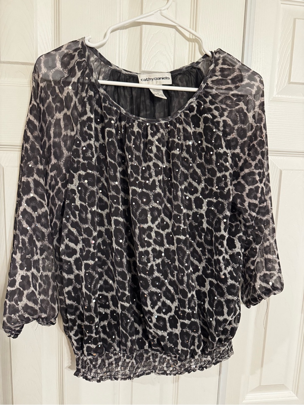 Cathy Daniels Black & Gray Leopard-Print Blouse with Sparkle